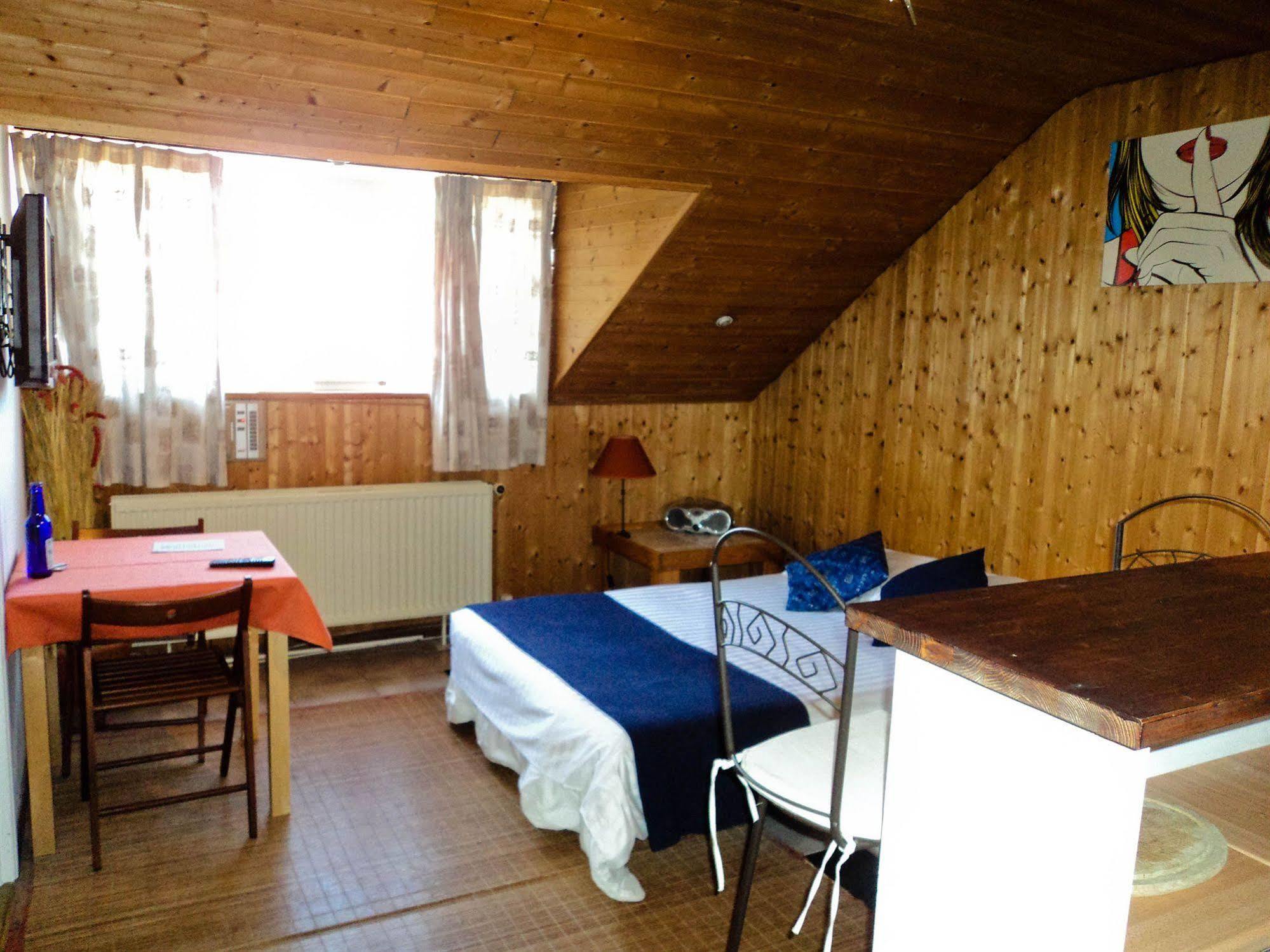 Hotel Auberge Van Strombeek Jette Bagian luar foto