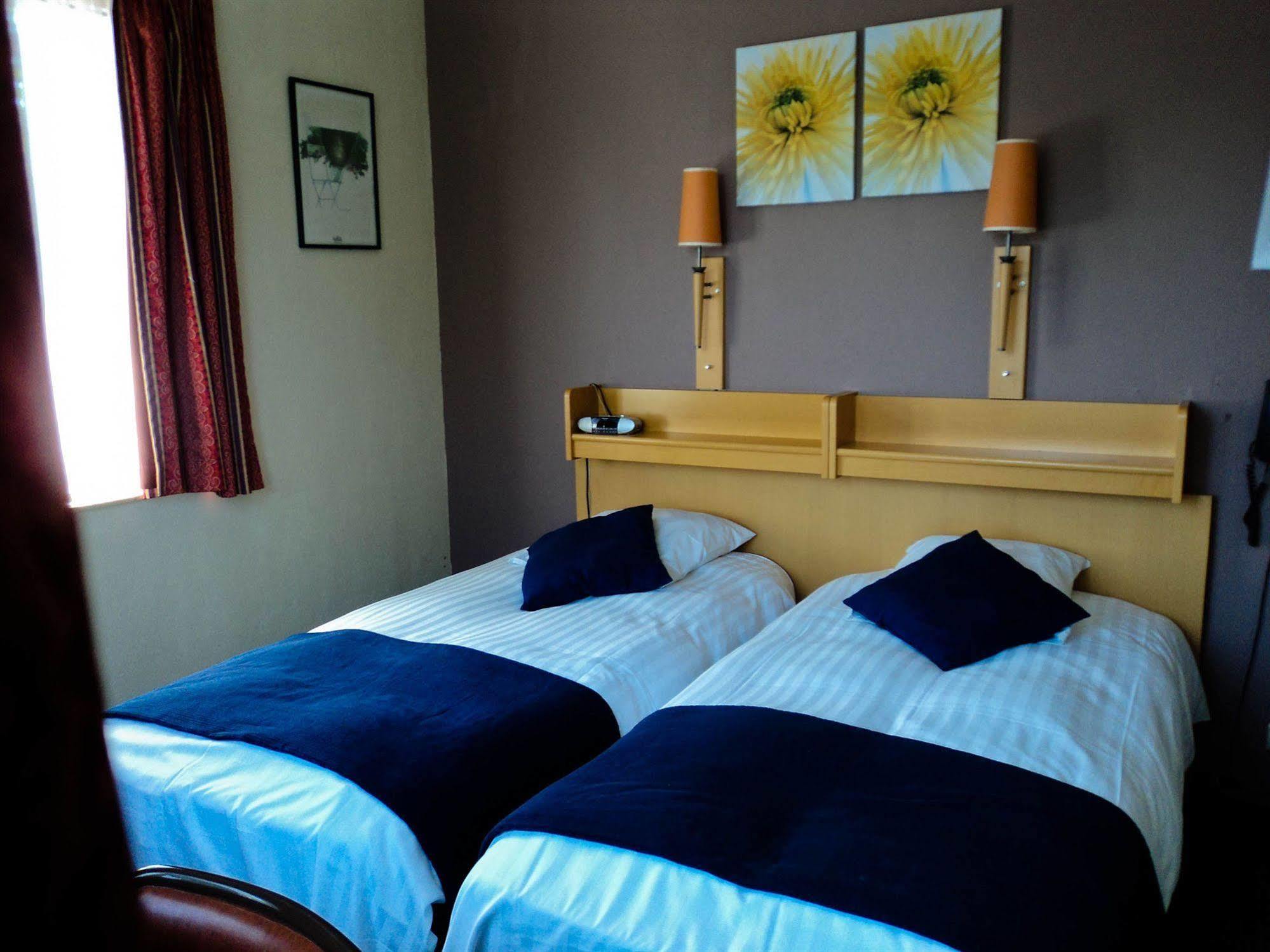 Hotel Auberge Van Strombeek Jette Bagian luar foto