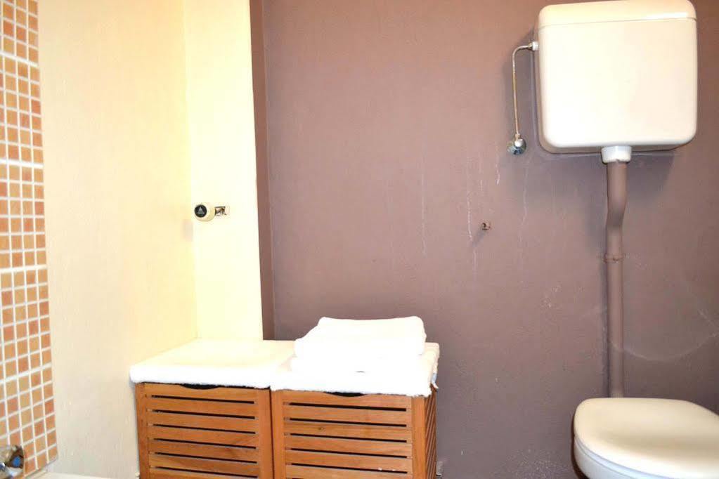 Hotel Auberge Van Strombeek Jette Bagian luar foto