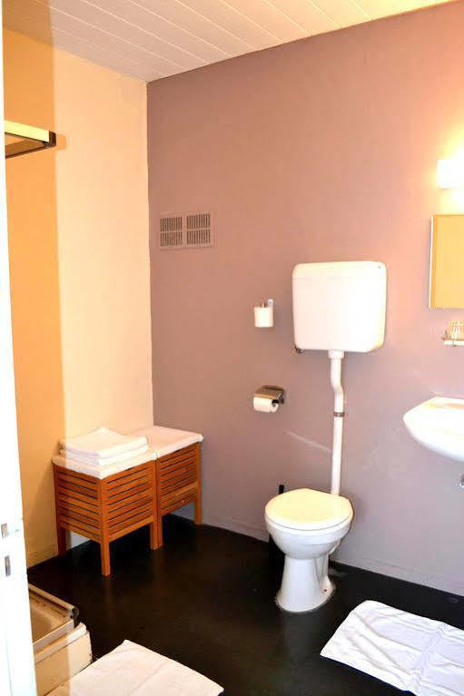 Hotel Auberge Van Strombeek Jette Bagian luar foto
