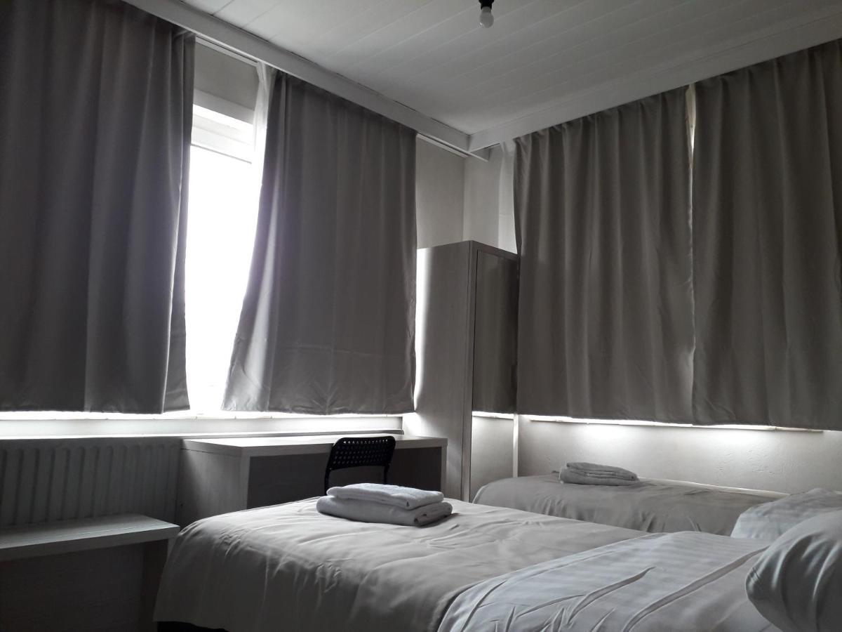 Hotel Auberge Van Strombeek Jette Bagian luar foto