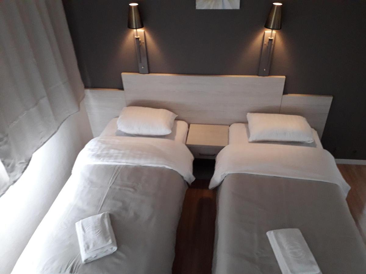 Hotel Auberge Van Strombeek Jette Bagian luar foto