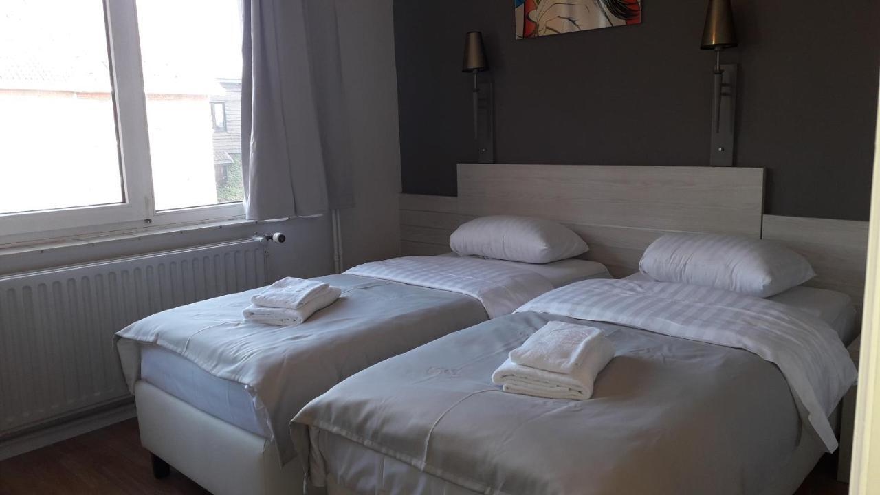Hotel Auberge Van Strombeek Jette Bagian luar foto