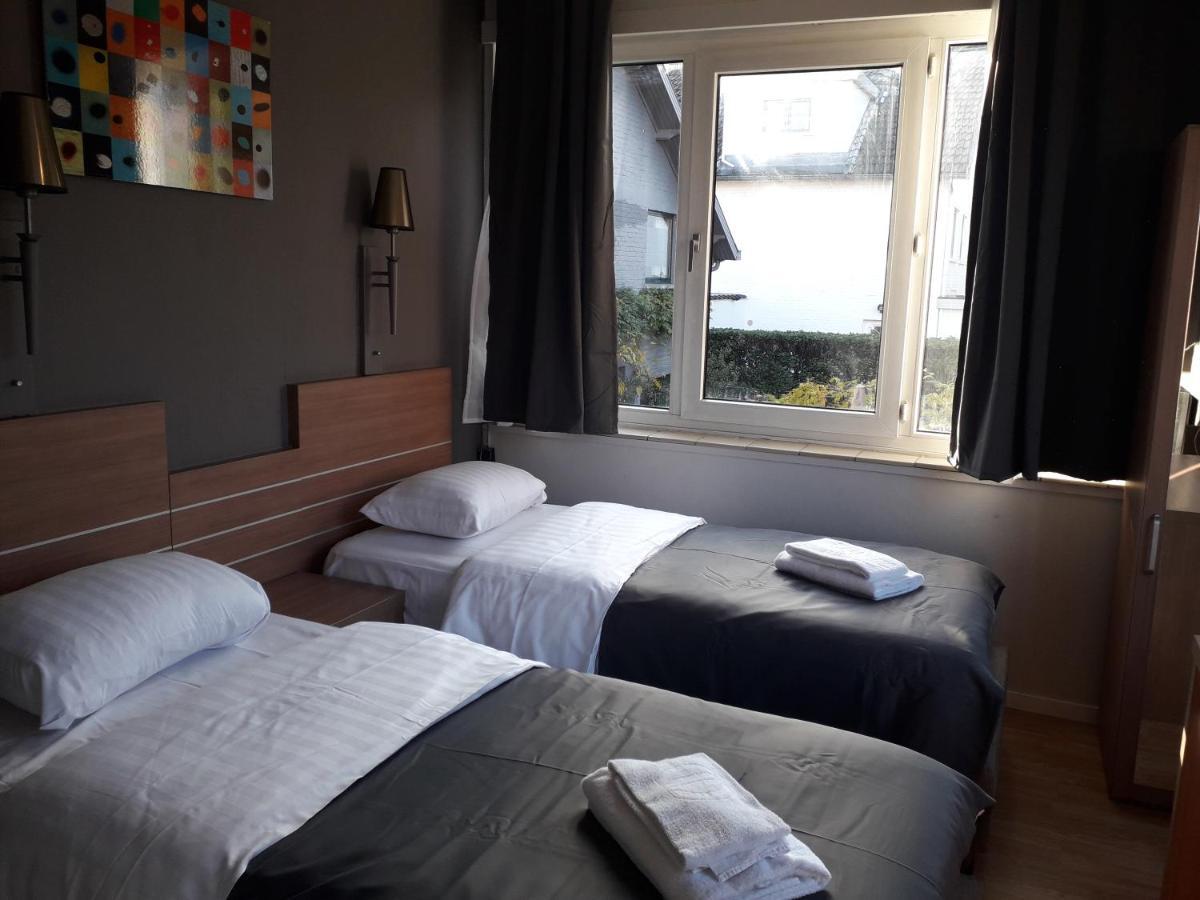 Hotel Auberge Van Strombeek Jette Bagian luar foto