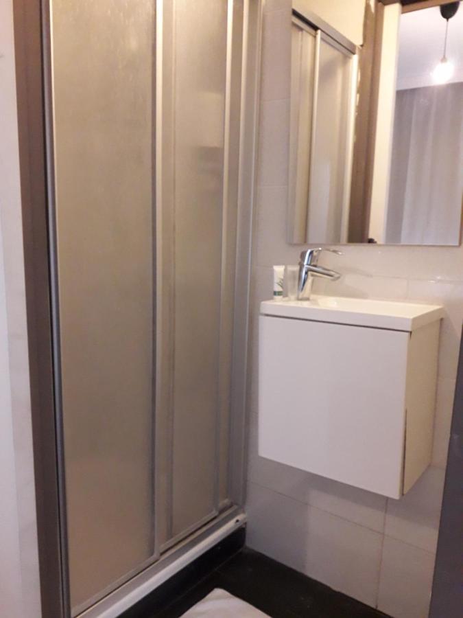 Hotel Auberge Van Strombeek Jette Bagian luar foto