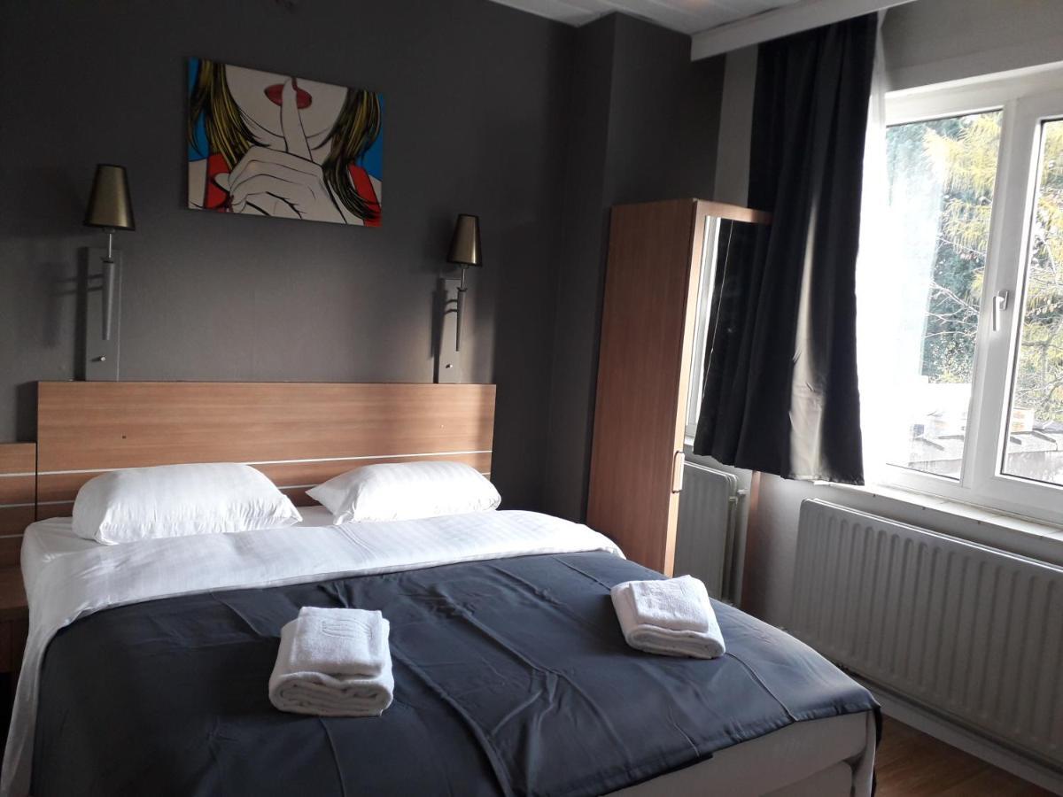 Hotel Auberge Van Strombeek Jette Bagian luar foto