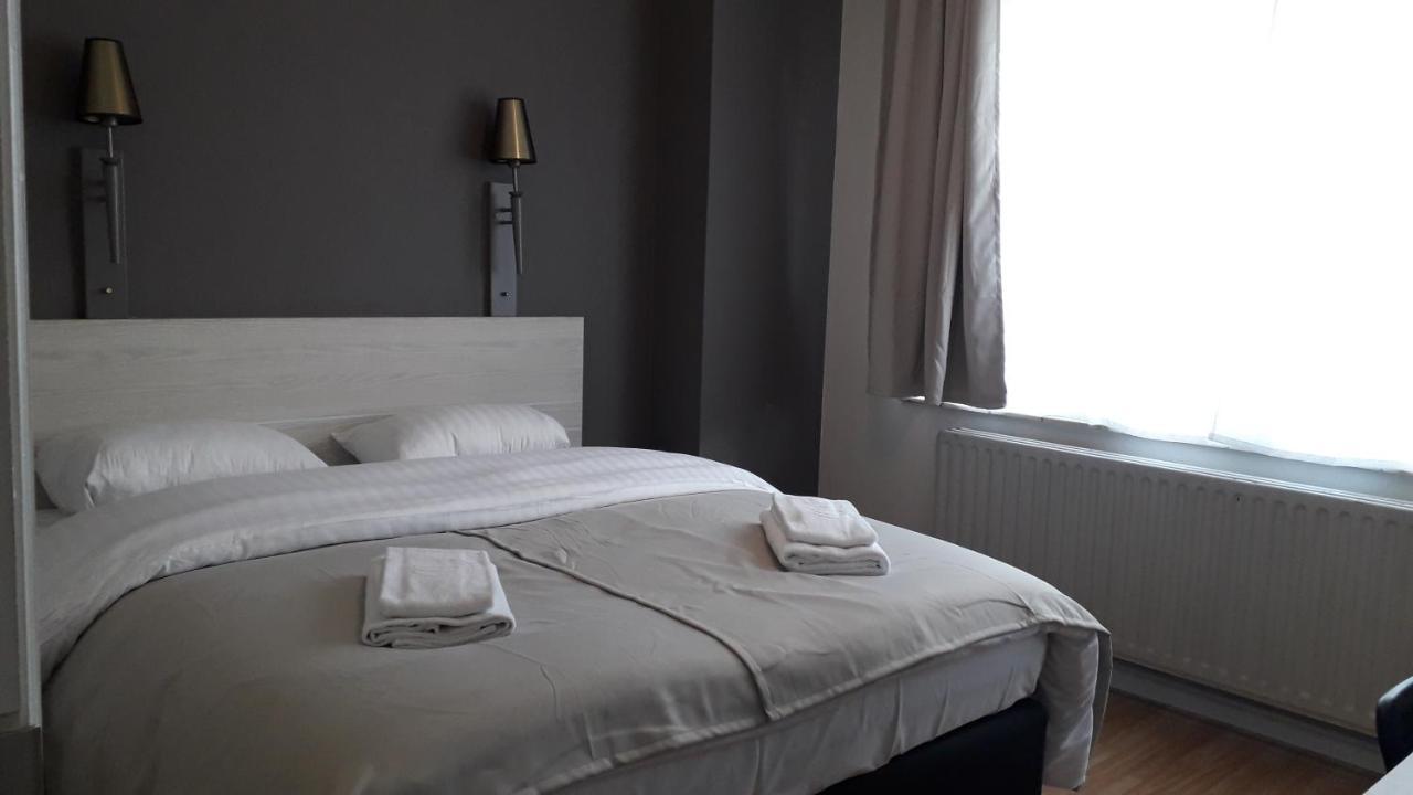Hotel Auberge Van Strombeek Jette Bagian luar foto