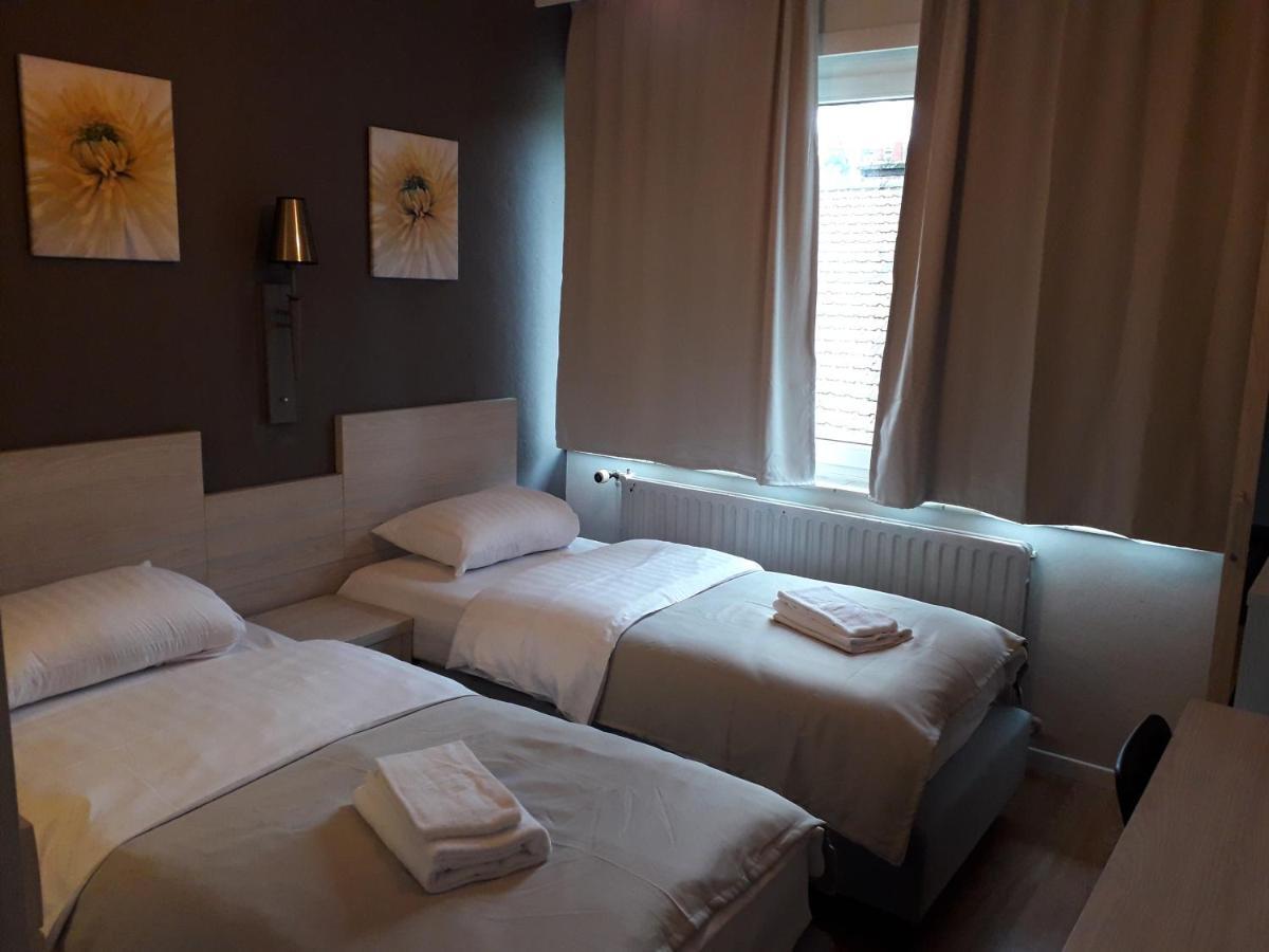 Hotel Auberge Van Strombeek Jette Bagian luar foto